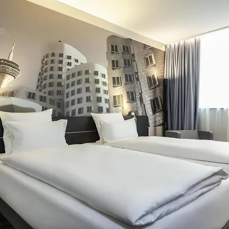 Novotel Duesseldorf Airport-2